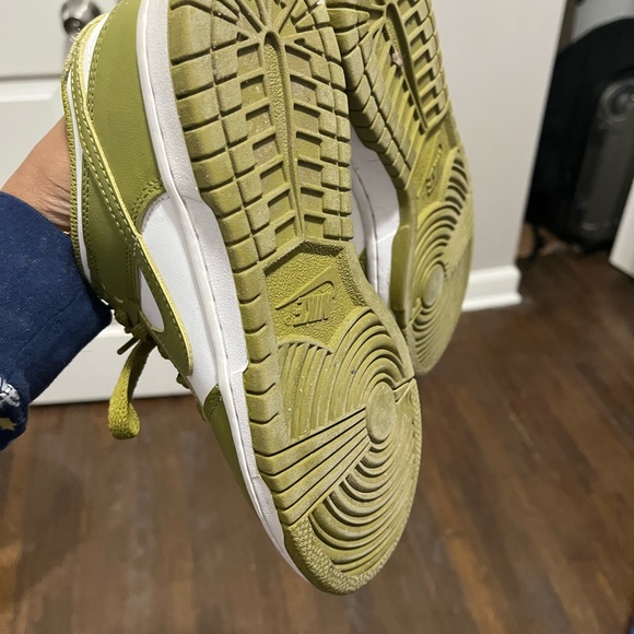 Nike big Kids' Green and White Sneakers - Picture 3 of 3